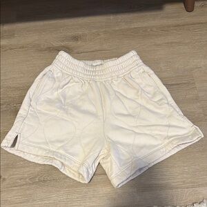 Abercrombie & Fitch Quilted Athletic Shorts - Cream